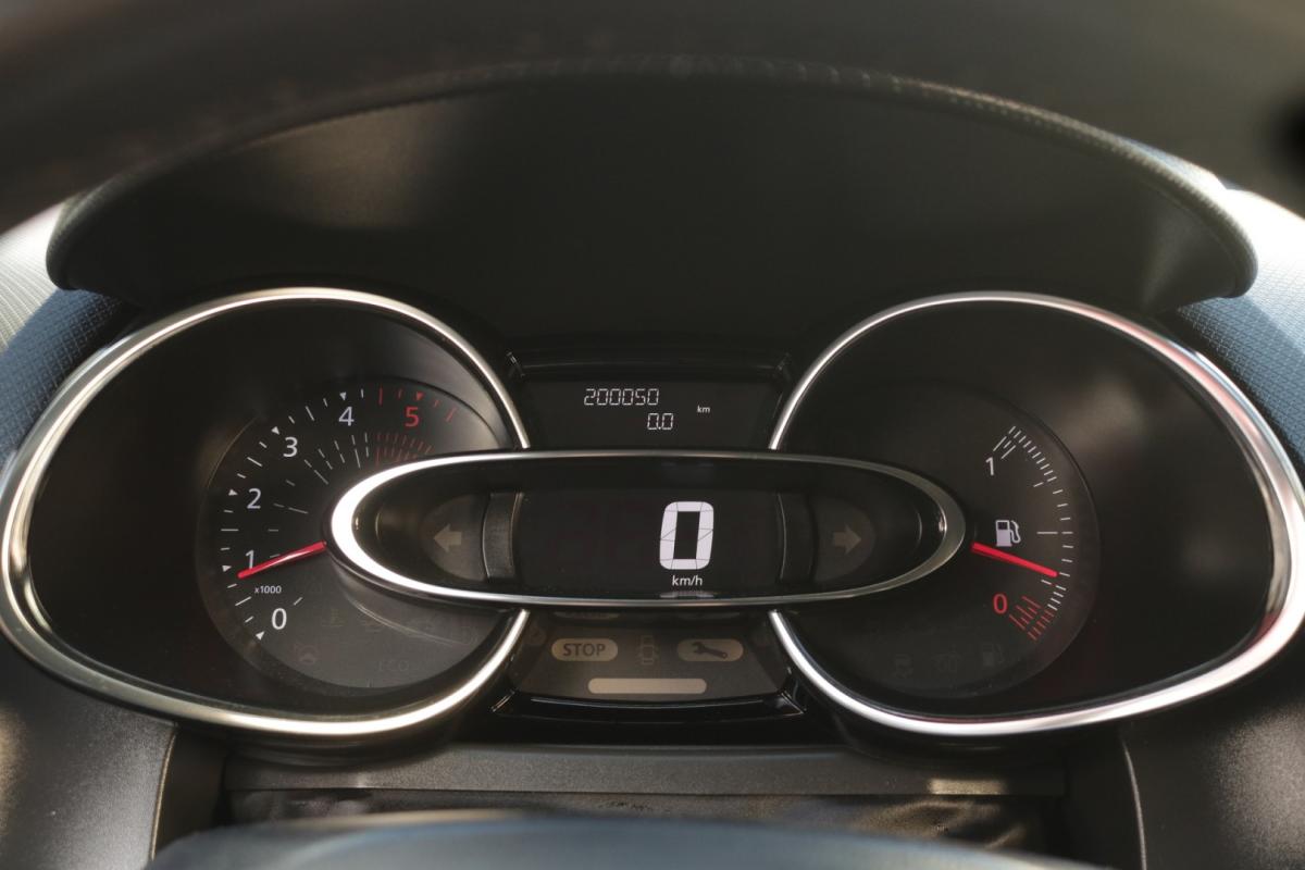 renault-clio-sport-tourer-2018-diesel-1500cc