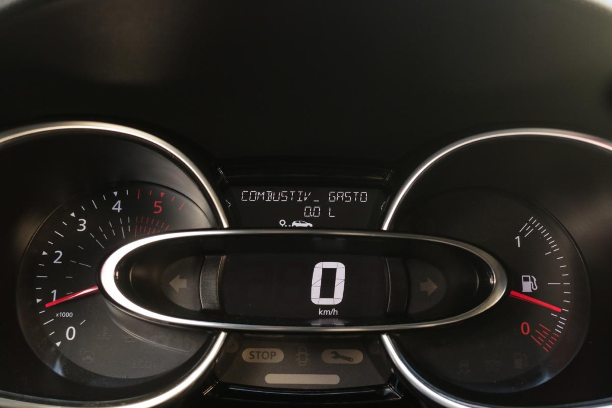 renault-clio-sport-tourer-2018-diesel-1500cc