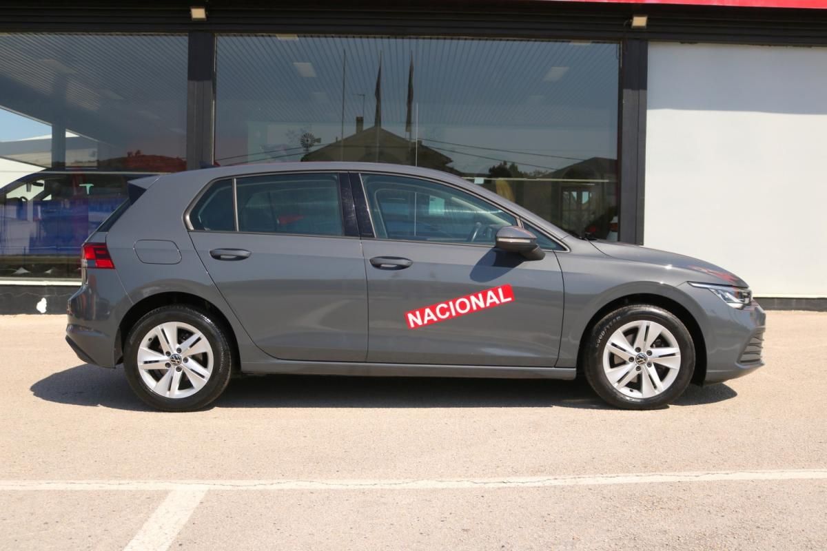 volkswagen-golf-2021-diesel-2000cc