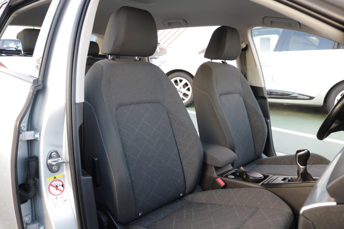 volkswagen-golf-variant-2021-diesel-2000cc