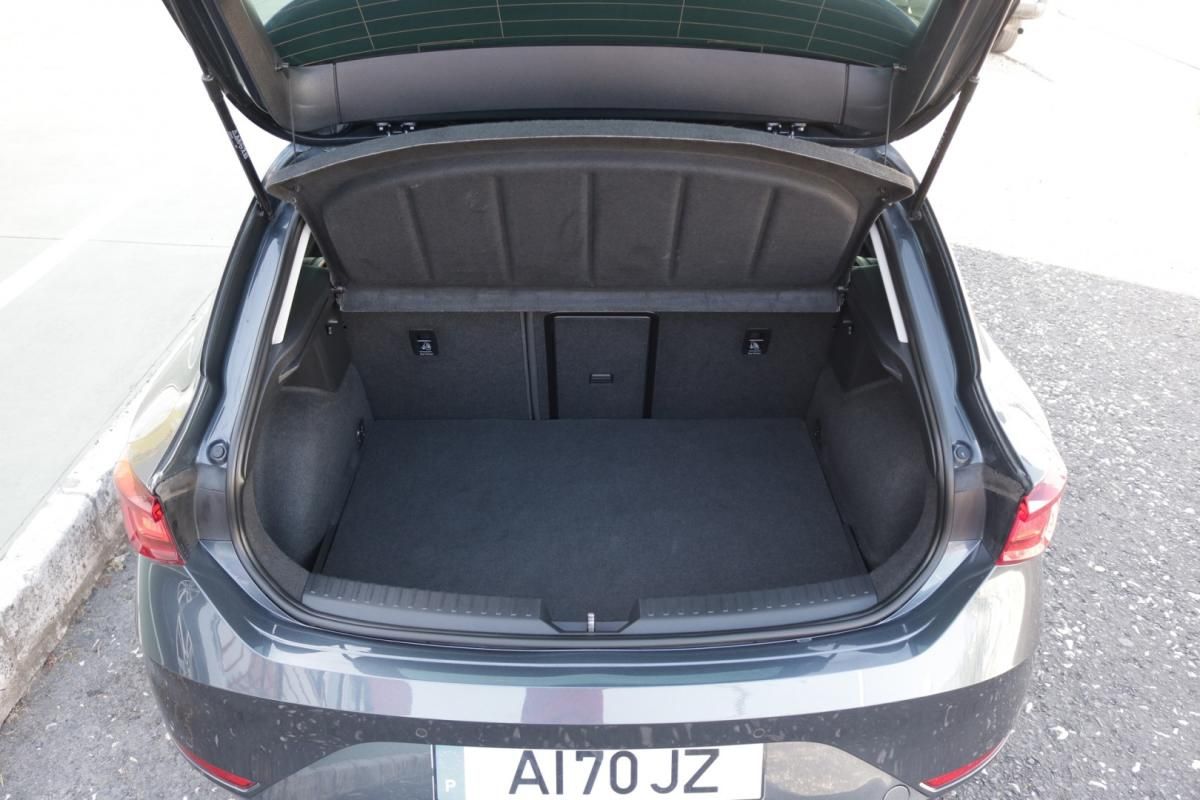 seat-leon-2021-hibrido-1400cc