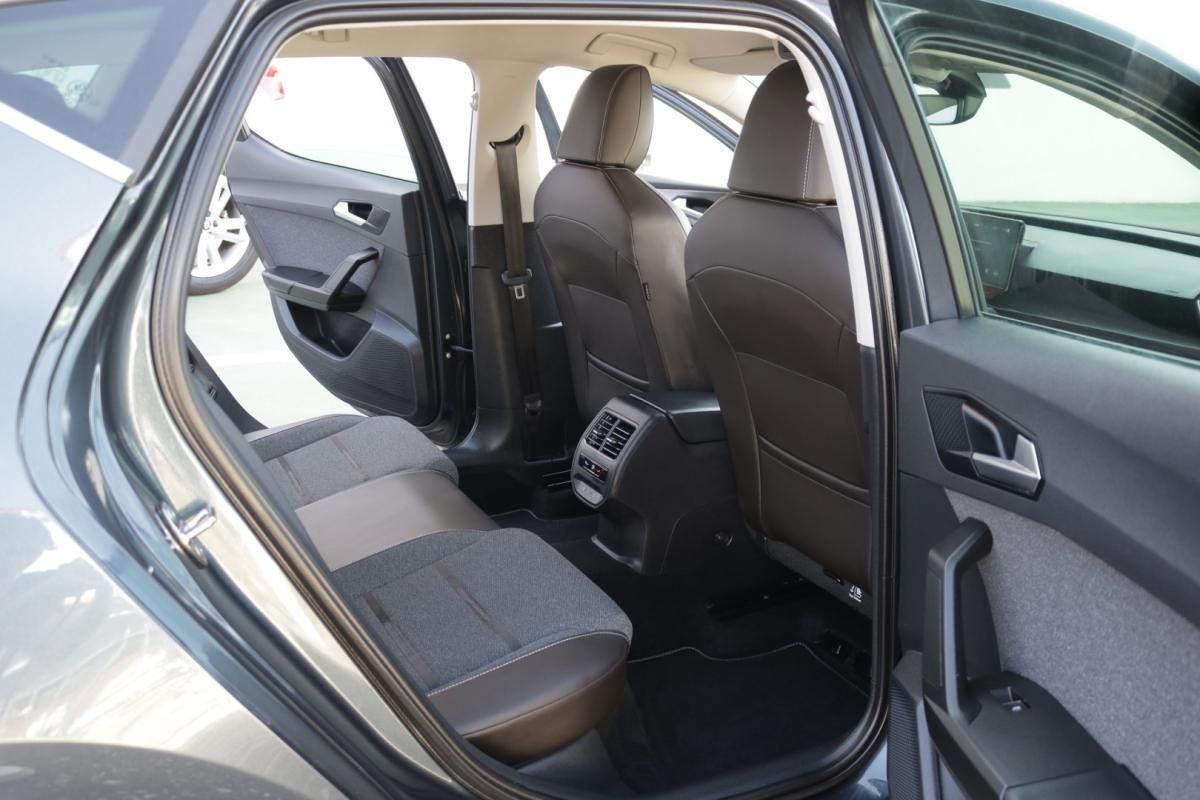 seat-leon-2021-hibrido-1400cc