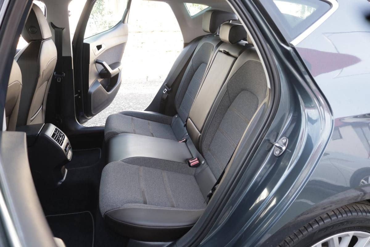 seat-leon-2021-hibrido-1400cc