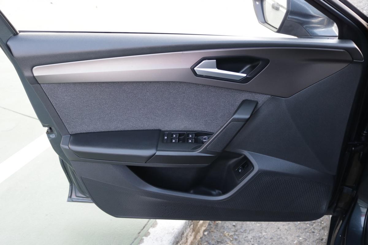 seat-leon-2021-hibrido-1400cc