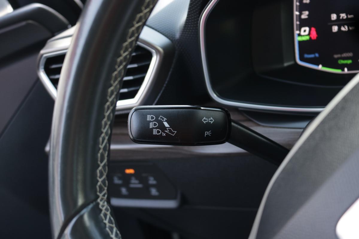 seat-leon-2021-hibrido-1400cc