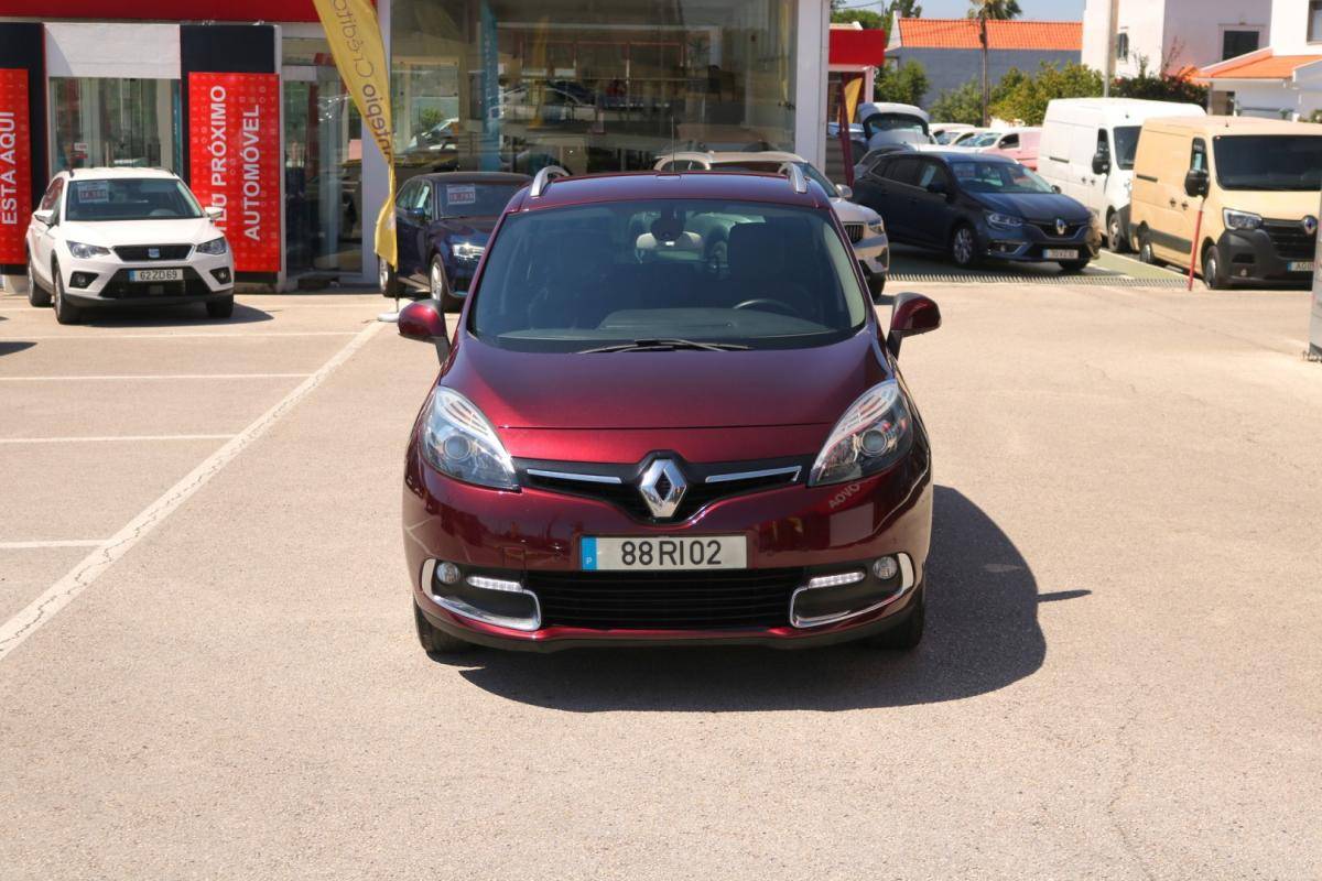 renault-grand-scenic-2016-diesel-1500cc