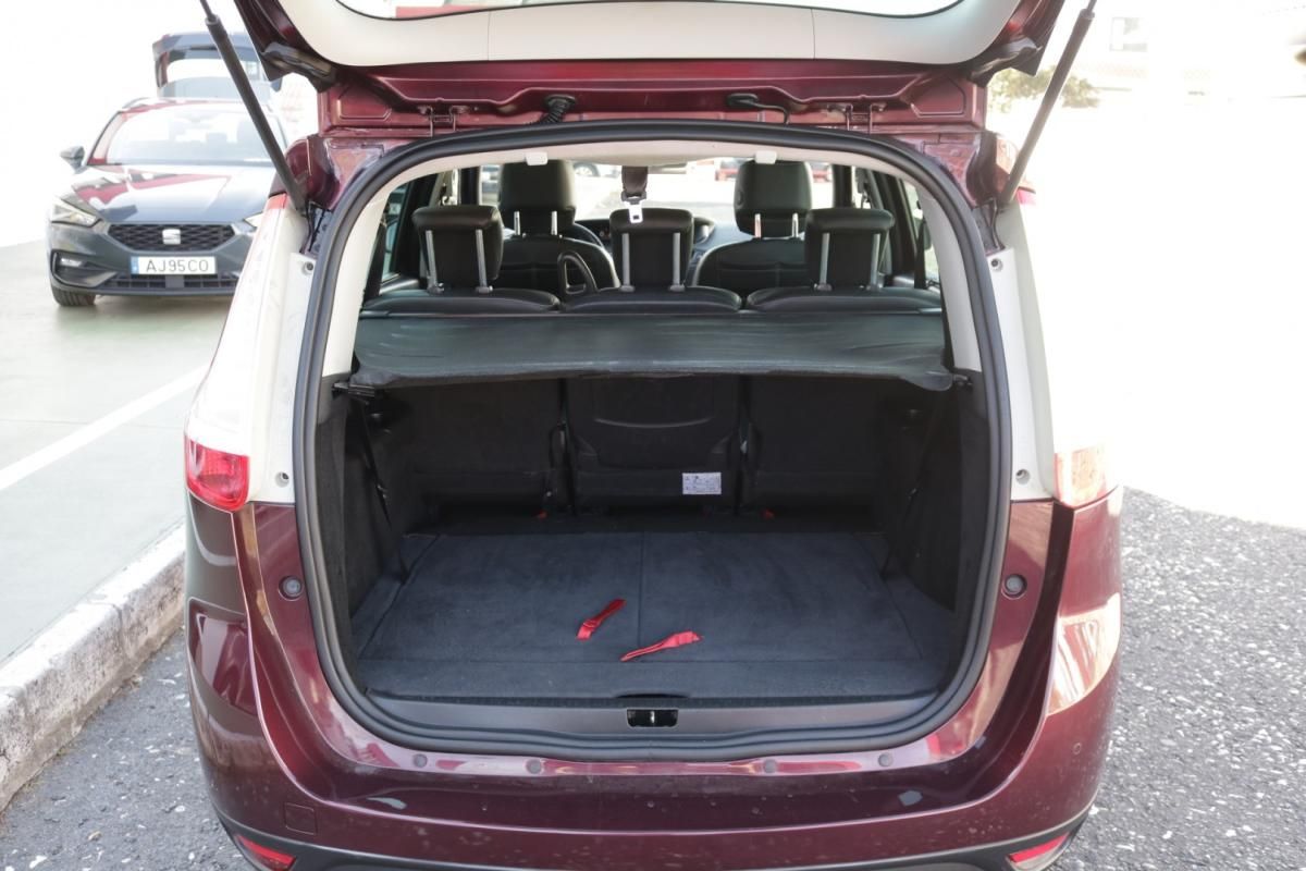 renault-grand-scenic-2016-diesel-1500cc