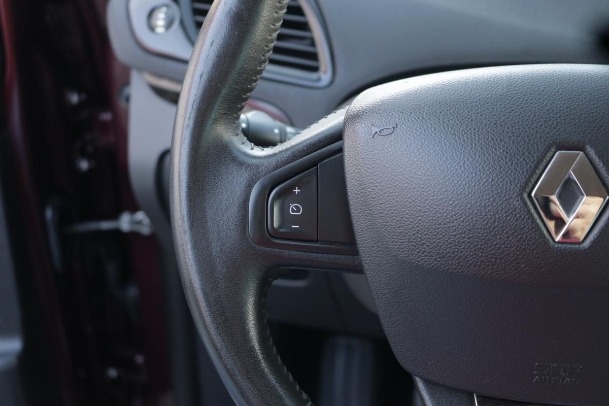 renault-grand-scenic-2016-diesel-1500cc