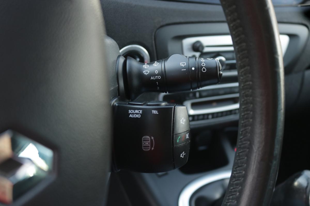 renault-grand-scenic-2016-diesel-1500cc