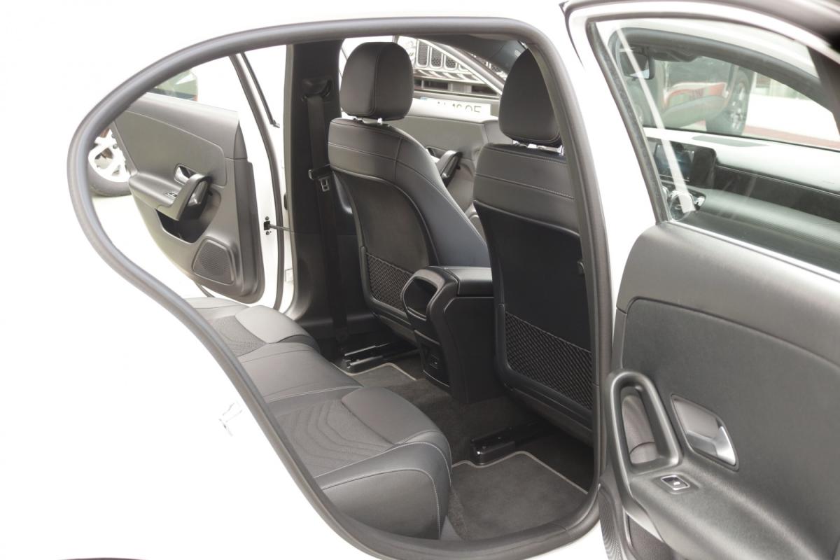 mercedes-benz-classe-a-2021-diesel-2000cc