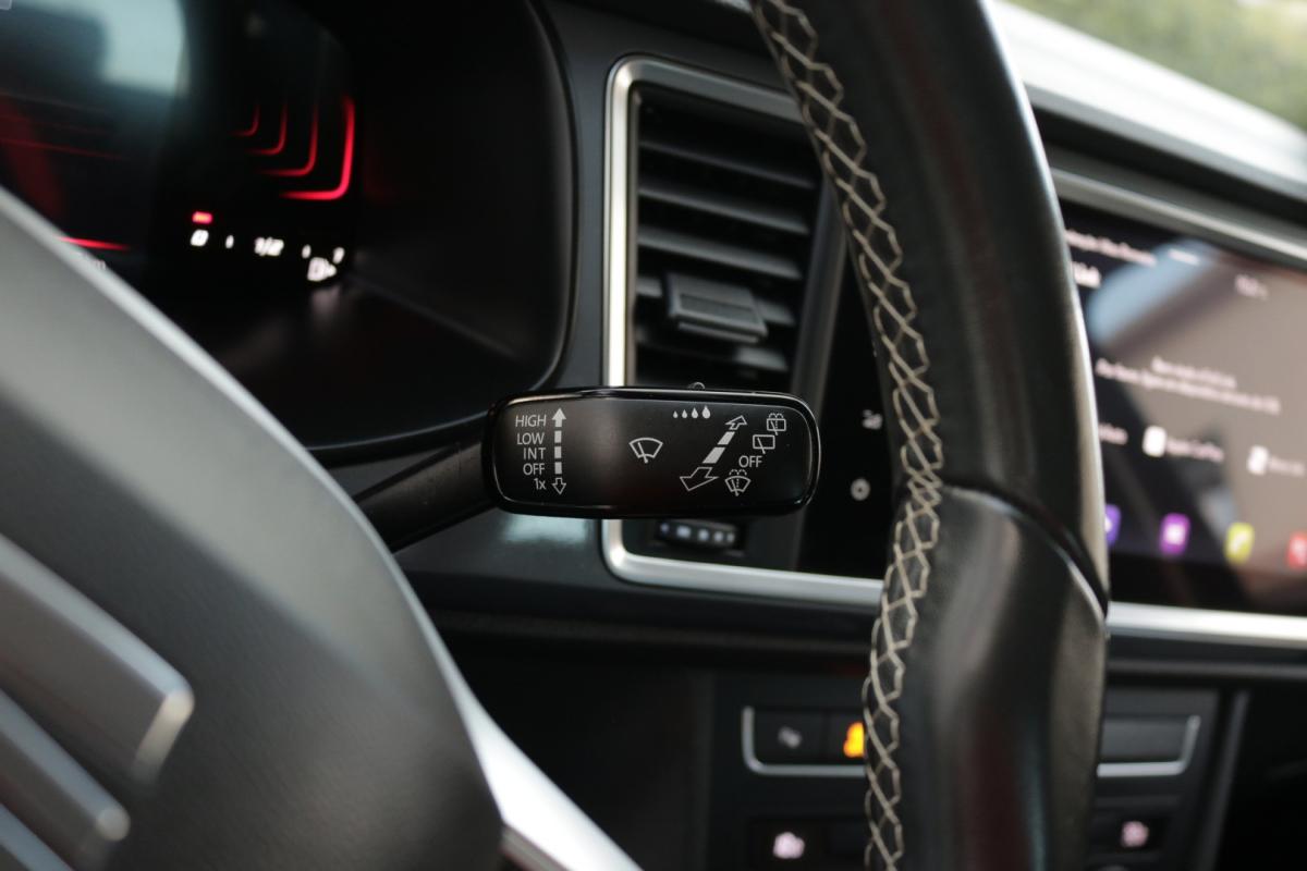 seat-ateca-2023-gasolina-1000cc