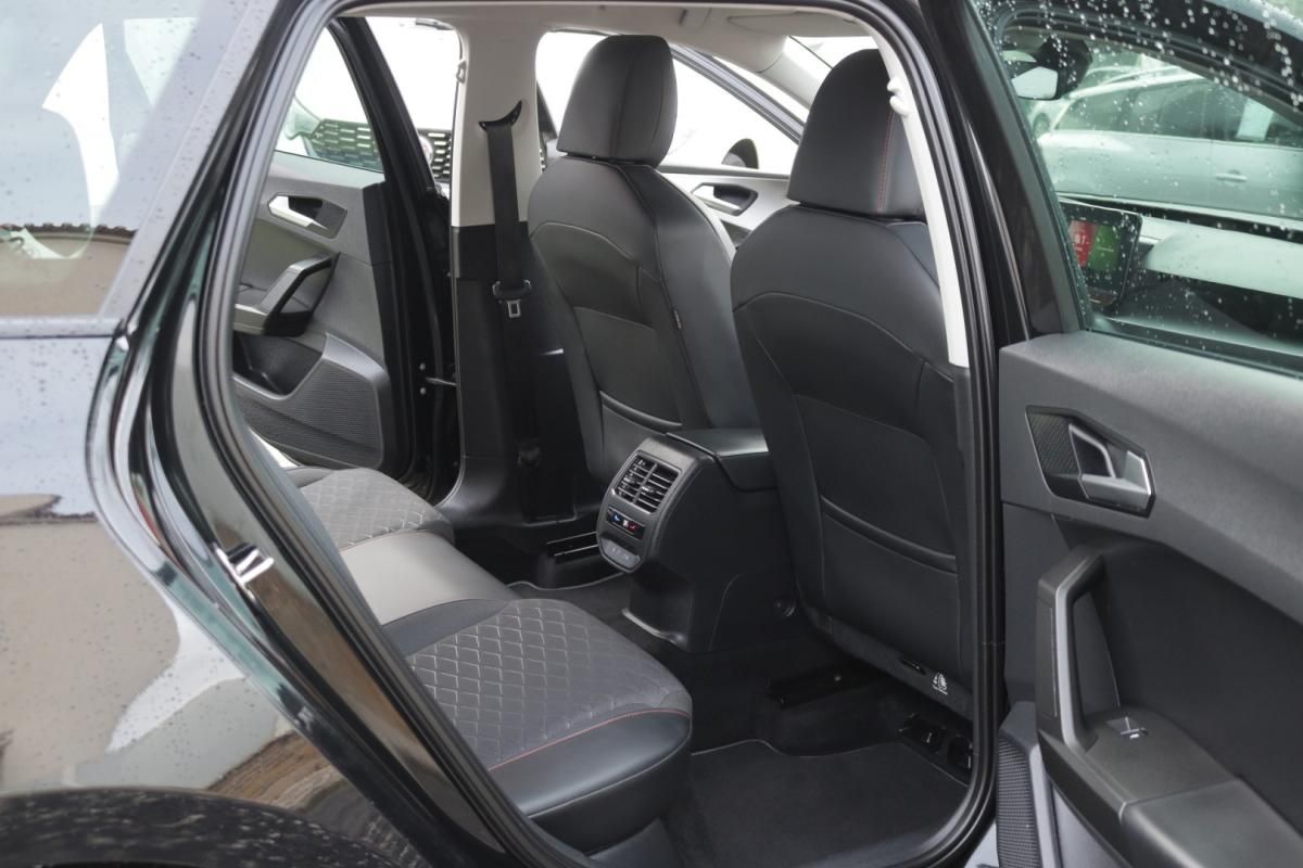 seat-leon-st-2021-hibrido-1400cc