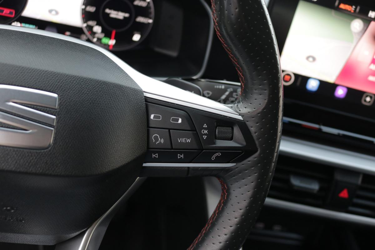seat-leon-st-2021-hibrido-1400cc