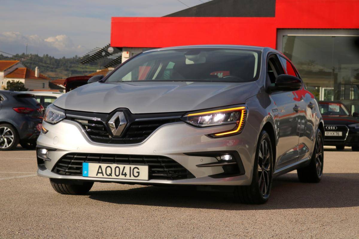 renault-megane-2022-diesel-1500cc