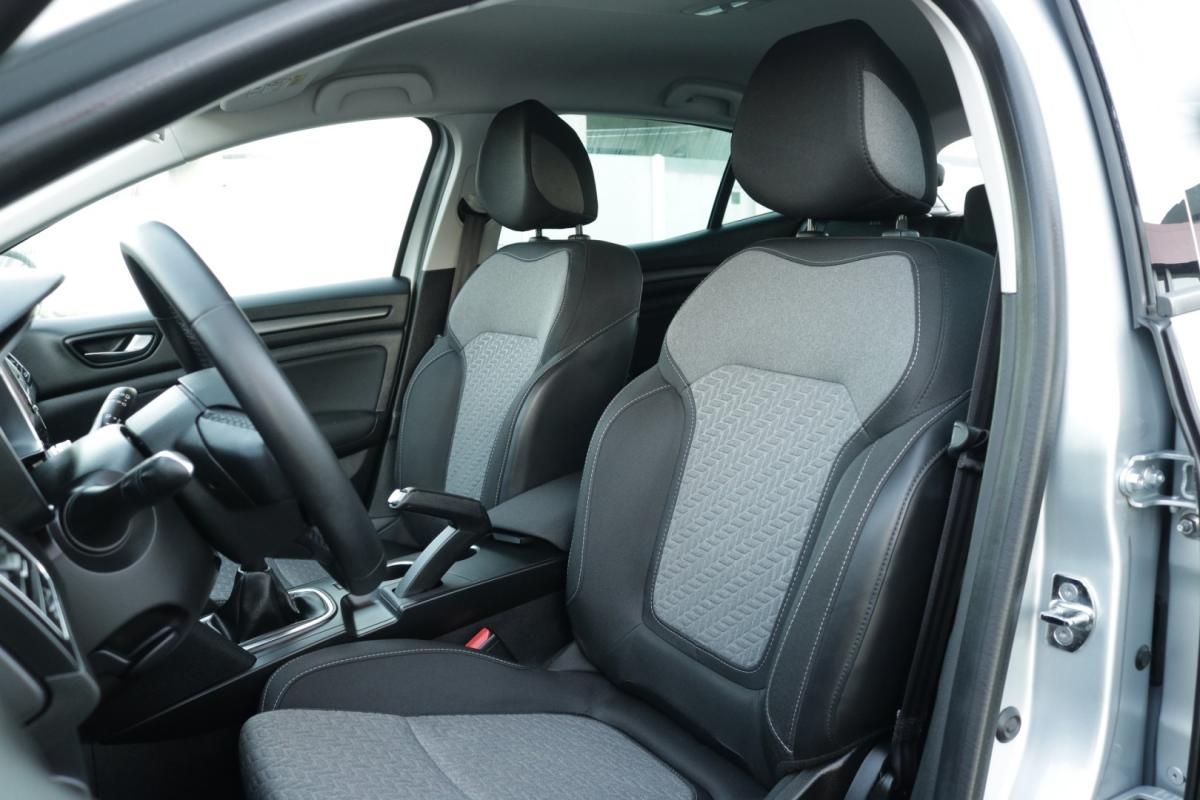 renault-megane-2022-diesel-1500cc