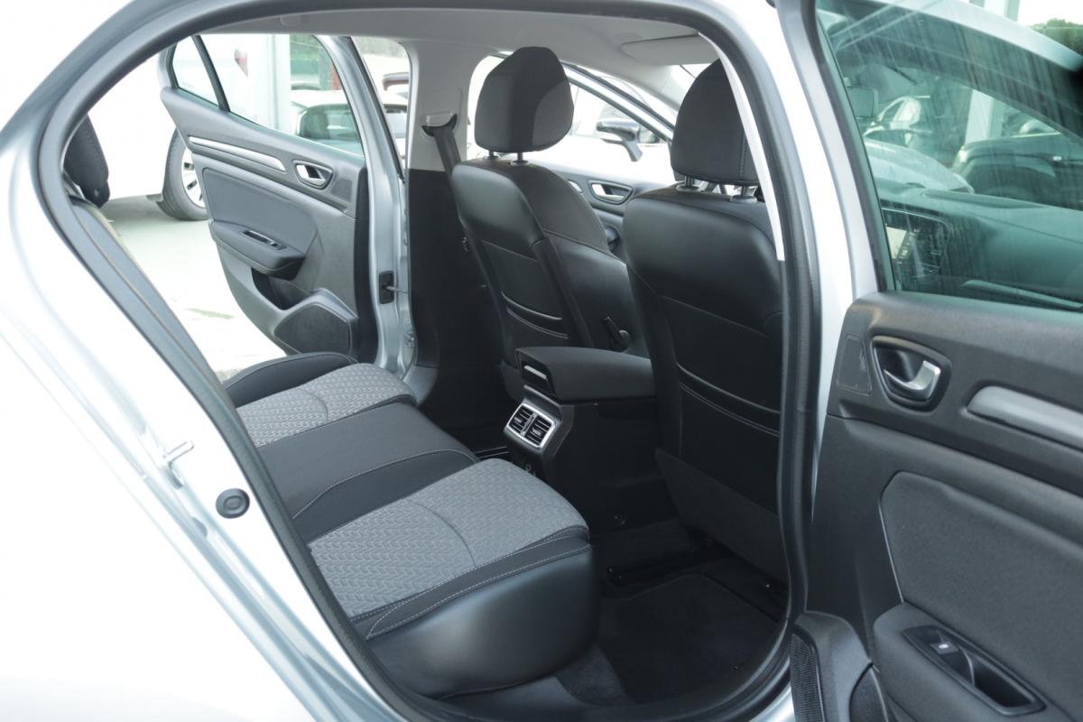 renault-megane-2022-diesel-1500cc