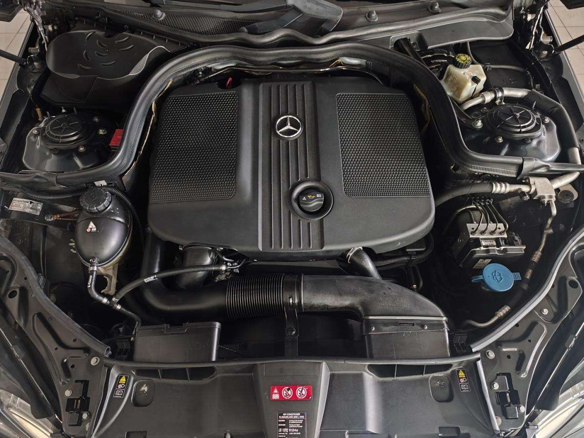 mercedes-benz-classe-e-2010-diesel-2143cc