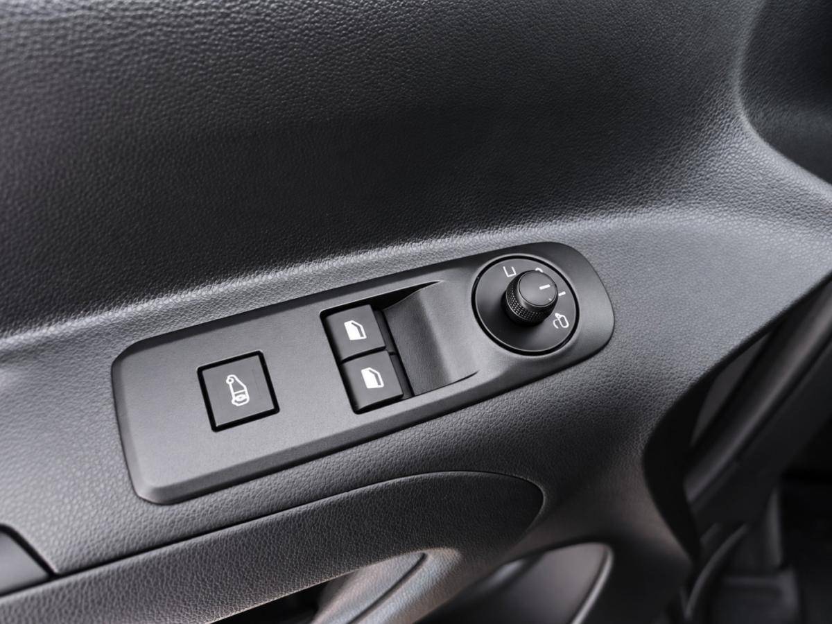 citroen-berlingo-2022-diesel-1499cc