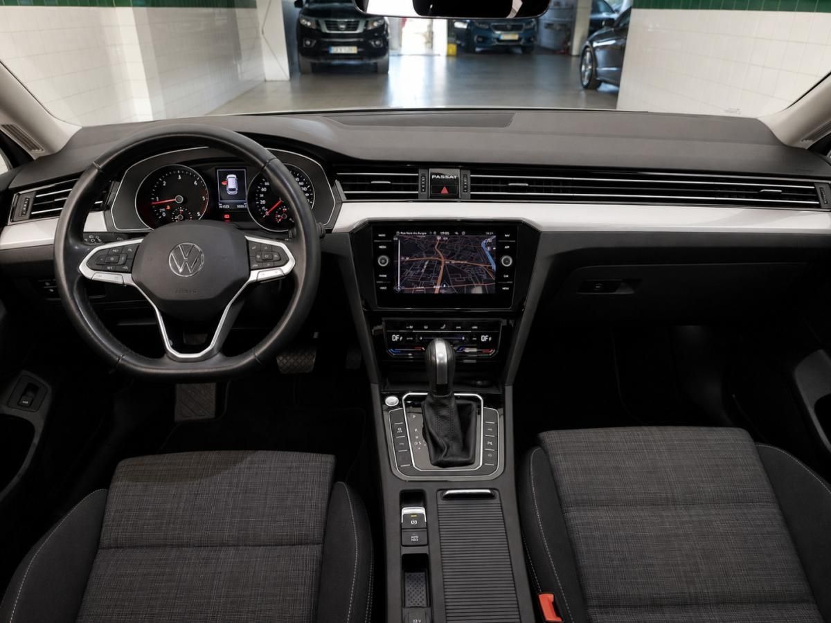 volkswagen-passat-variant-2022-diesel-1968cc