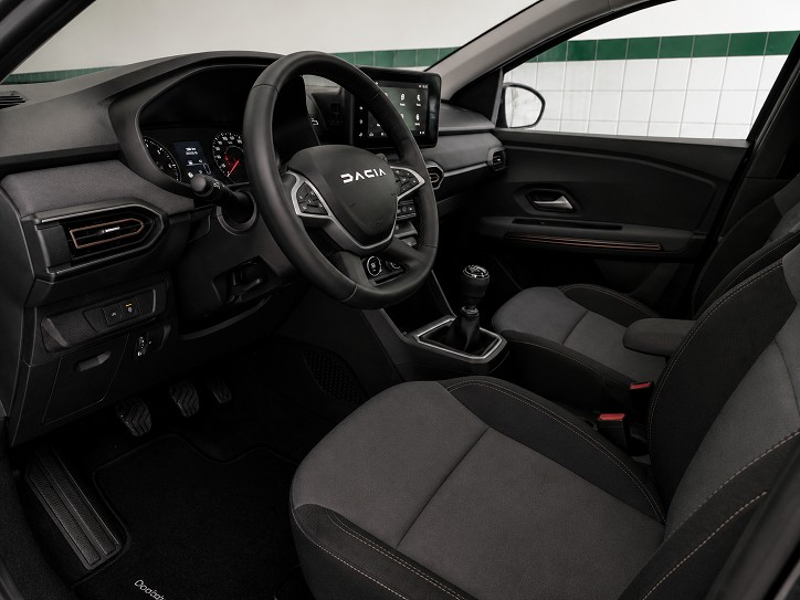 dacia-sandero-2025-gpl-999cc
