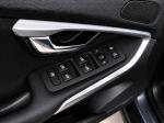 volvo-v40-cross-country-2014-diesel-1560cc
