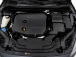 volvo-v40-cross-country-2014-diesel-1560cc