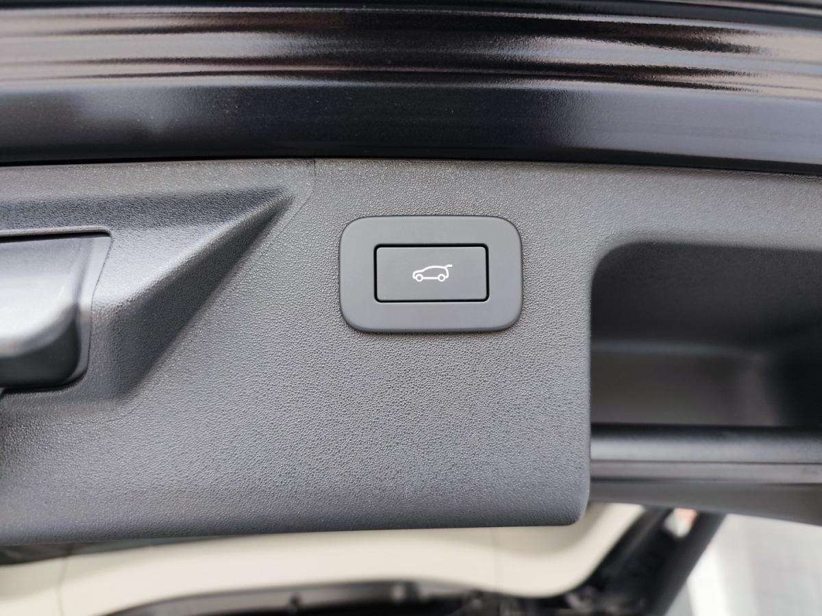 land-rover-discovery-sport-2024-hibrido-1498cc