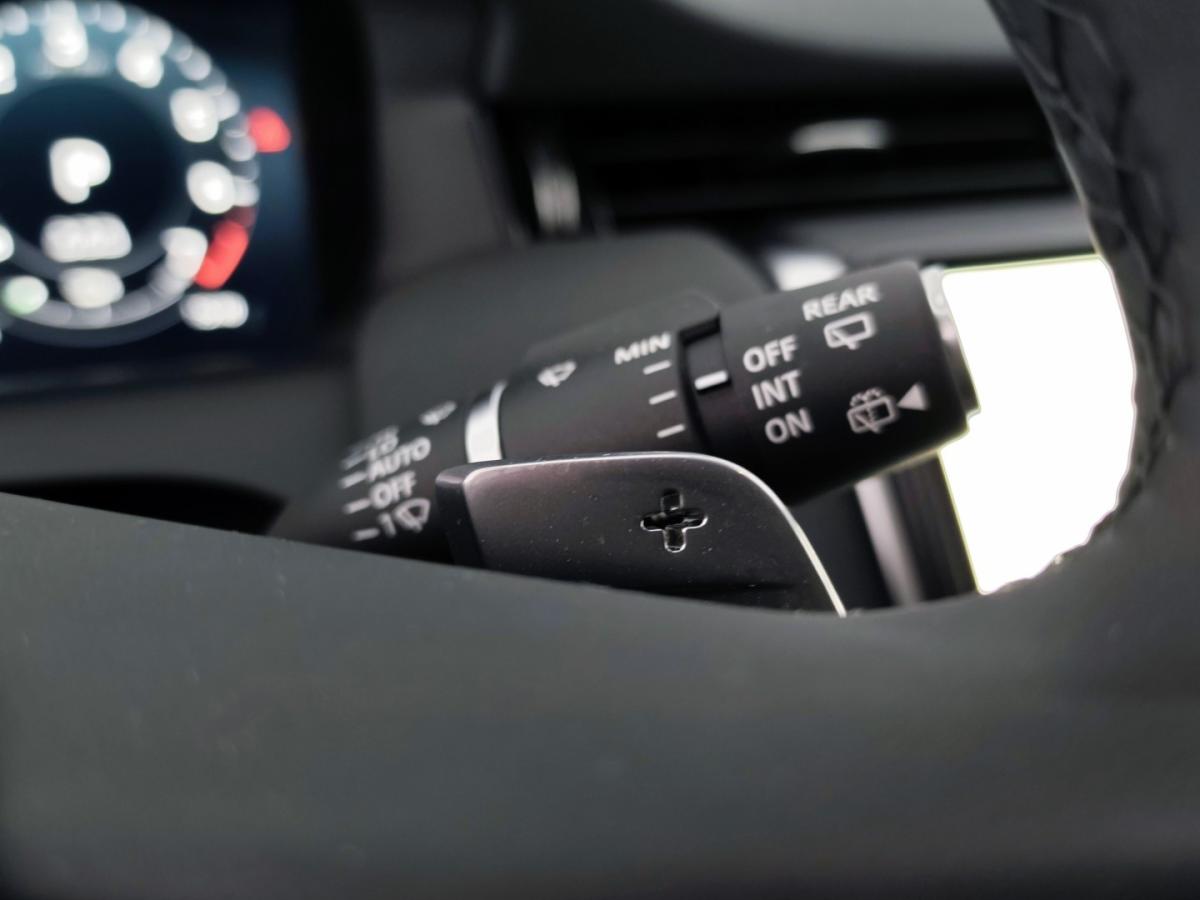 land-rover-discovery-sport-2024-hibrido-1498cc