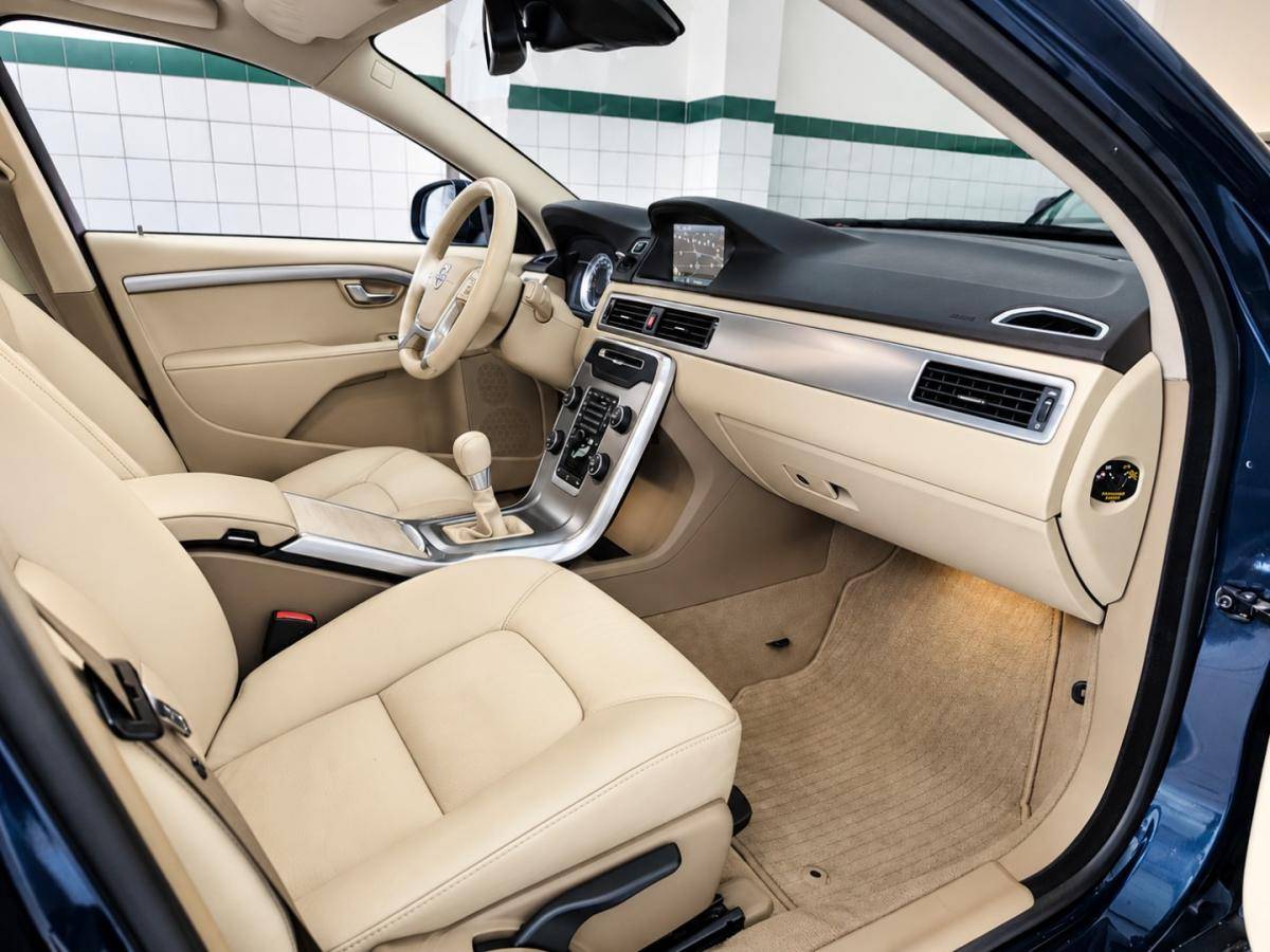 volvo-v70-2013-diesel-1984cc