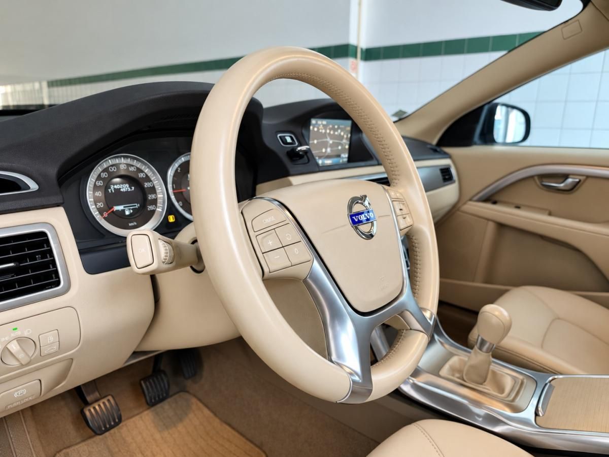 volvo-v70-2013-diesel-1984cc