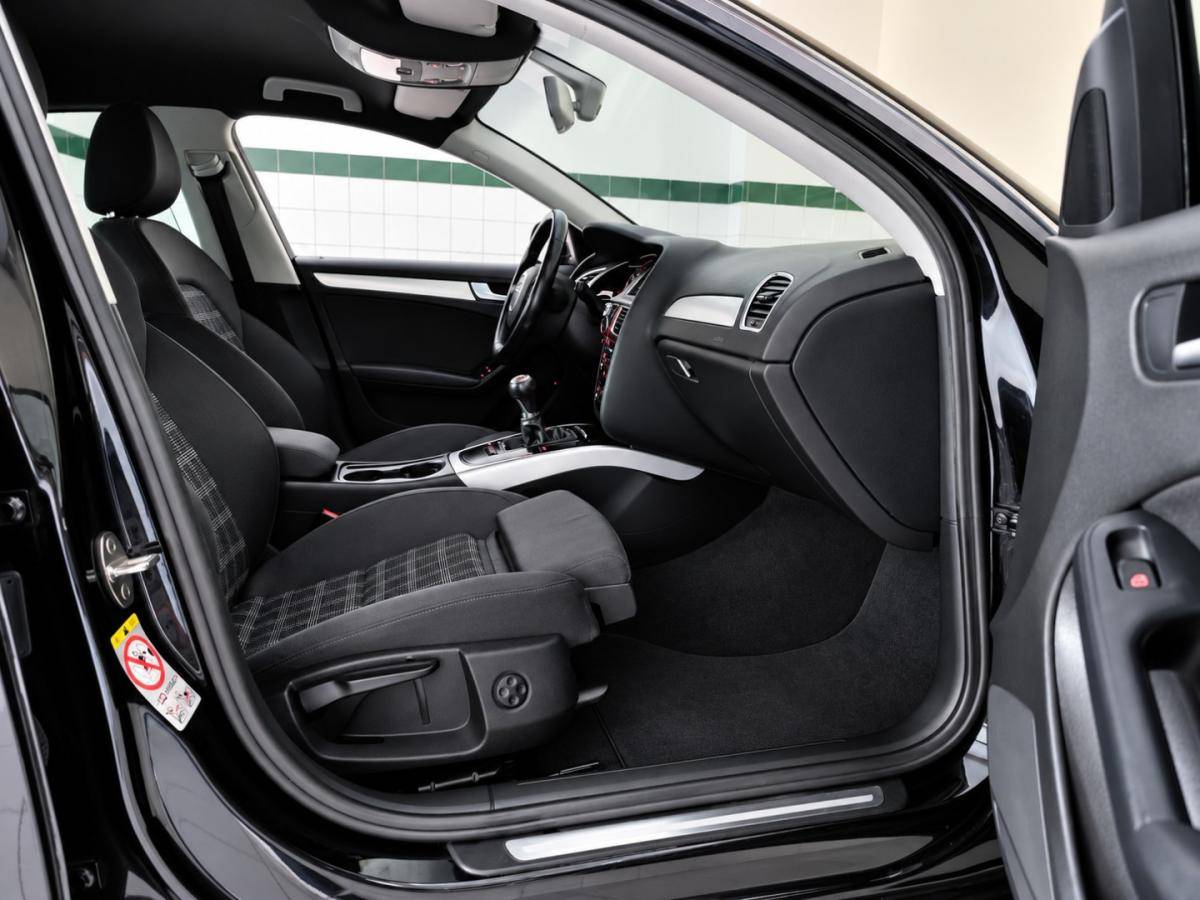 audi-a4-2010-diesel-1968cc