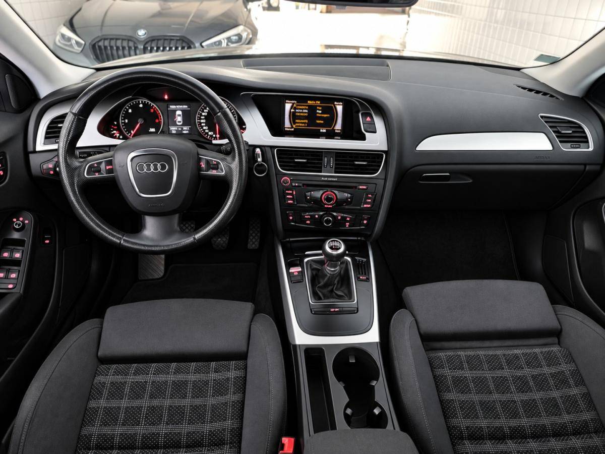 audi-a4-2010-diesel-1968cc