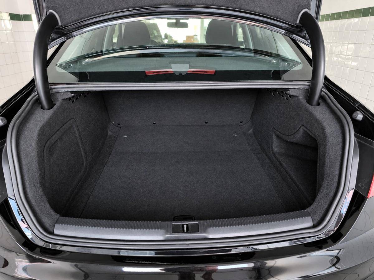 audi-a4-2010-diesel-1968cc