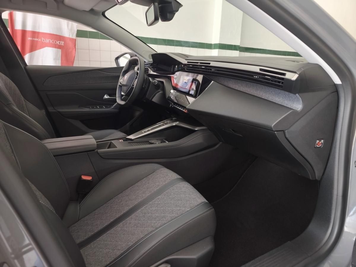 peugeot-408-2024-hibrido-1598cc
