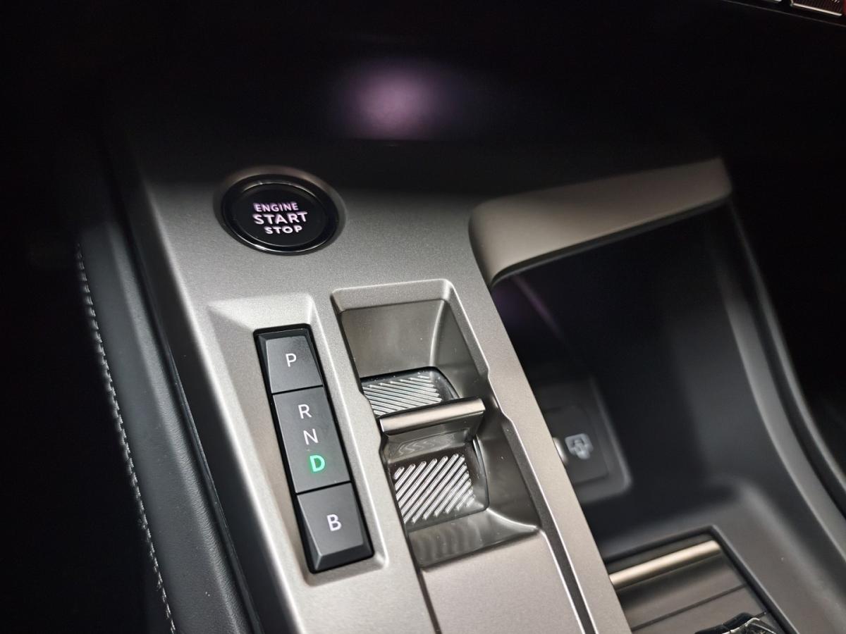 peugeot-408-2024-hibrido-1598cc