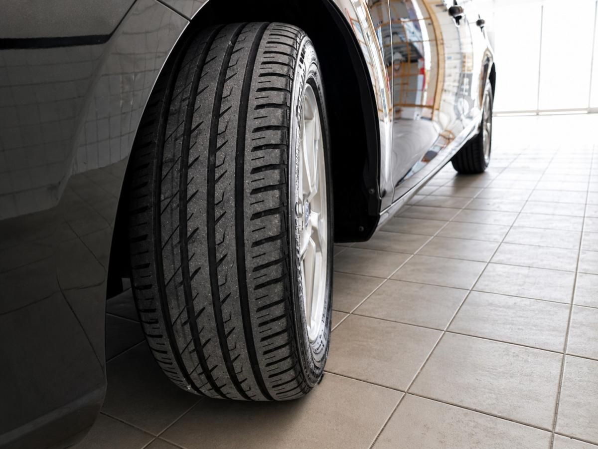 volvo-v40-2014-diesel-1560cc