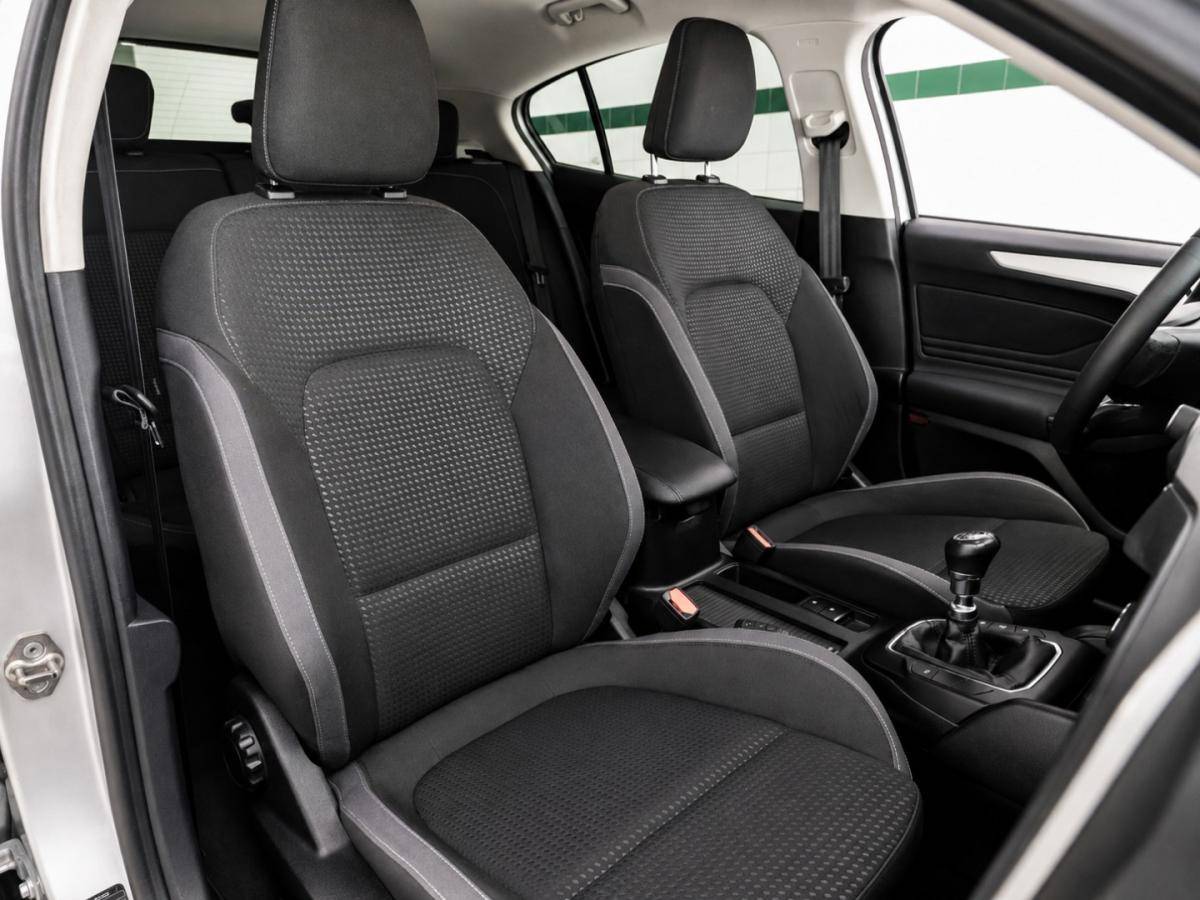 ford-focus-2019-diesel-1499cc
