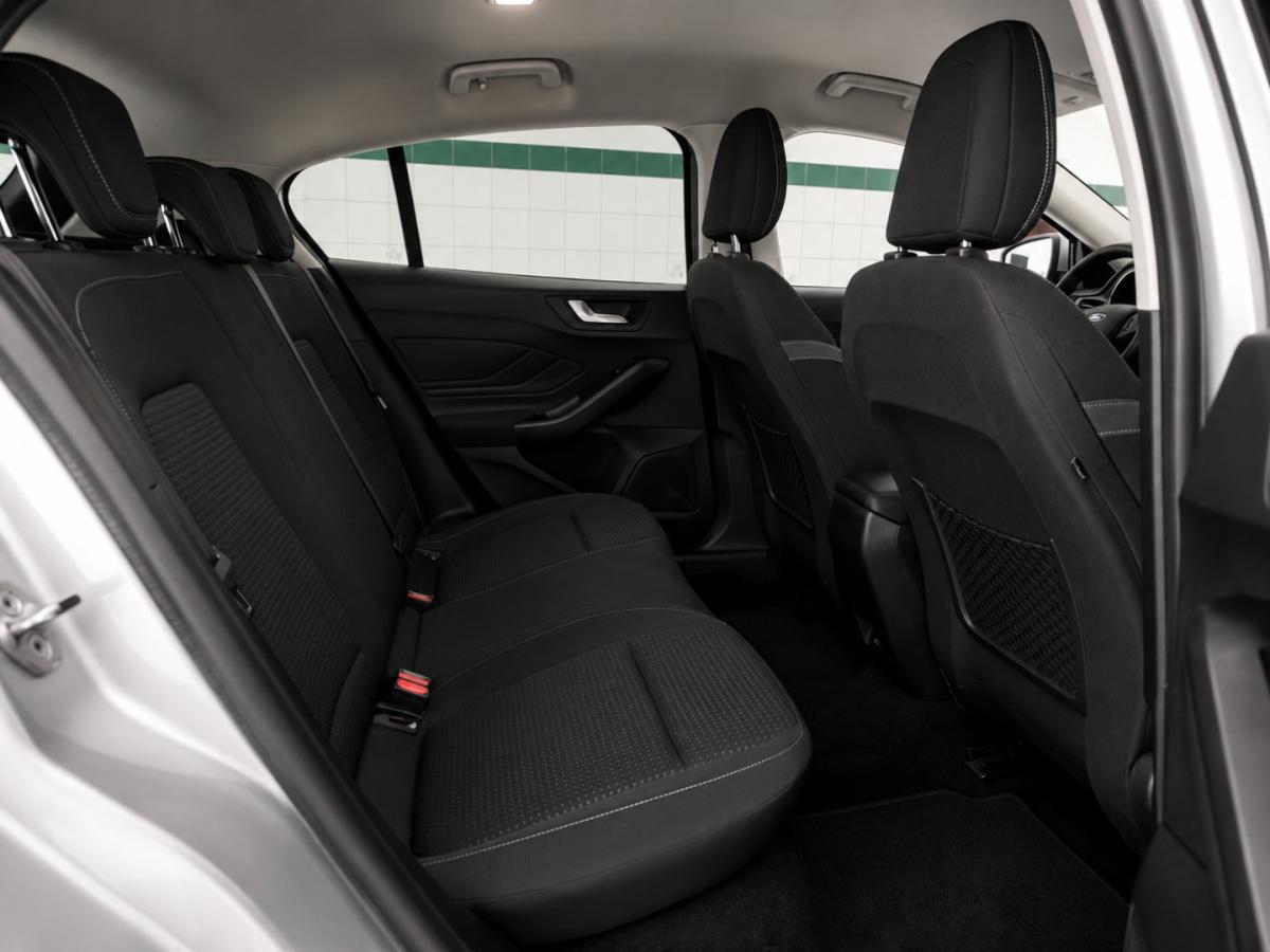 ford-focus-2019-diesel-1499cc