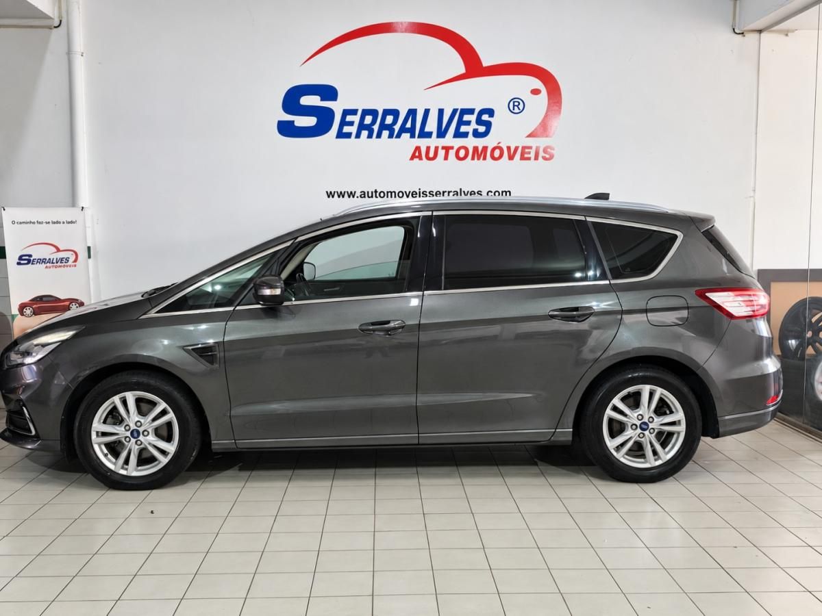 ford-s-max-2022-hibrido-2488cc