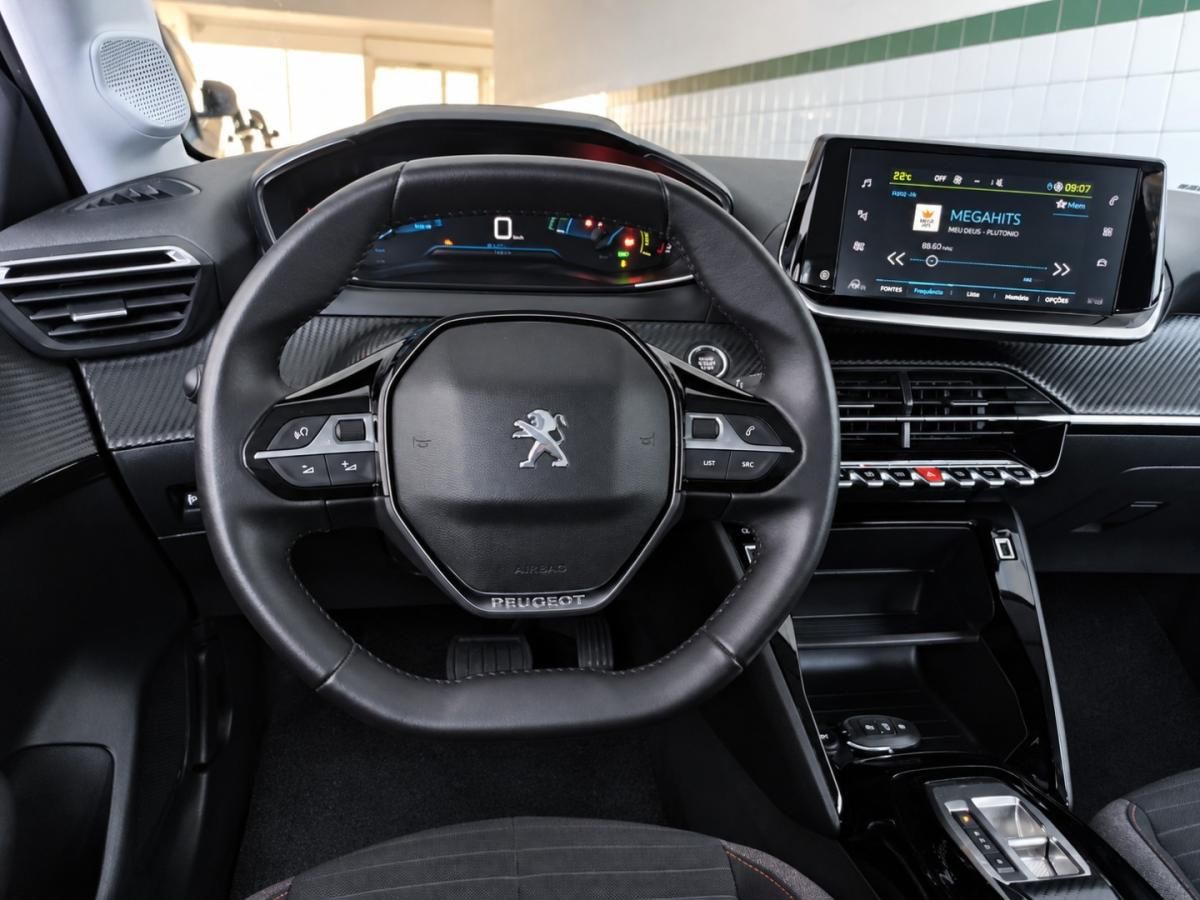 peugeot-e-208-2022-eletrico-0cc