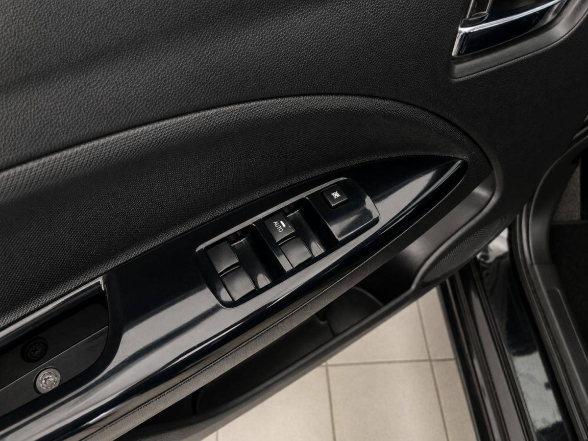 mitsubishi-space-star-2016-gasolina-1193cc