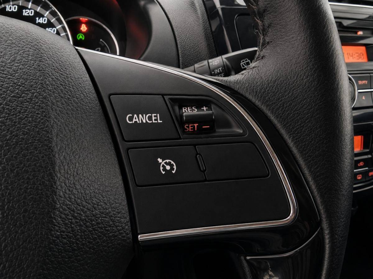 mitsubishi-space-star-2016-gasolina-1193cc