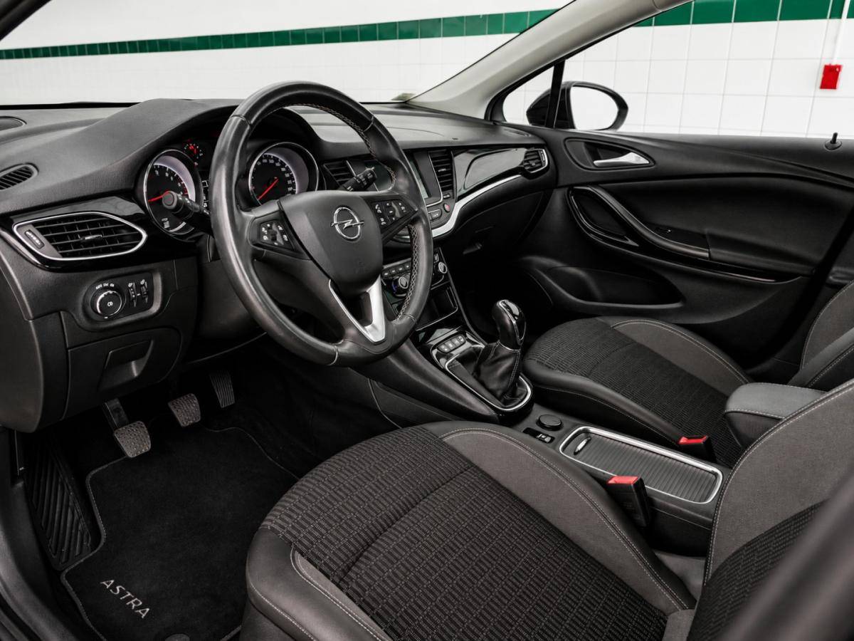 opel-astra-sport-tourer-2022-diesel-1496cc