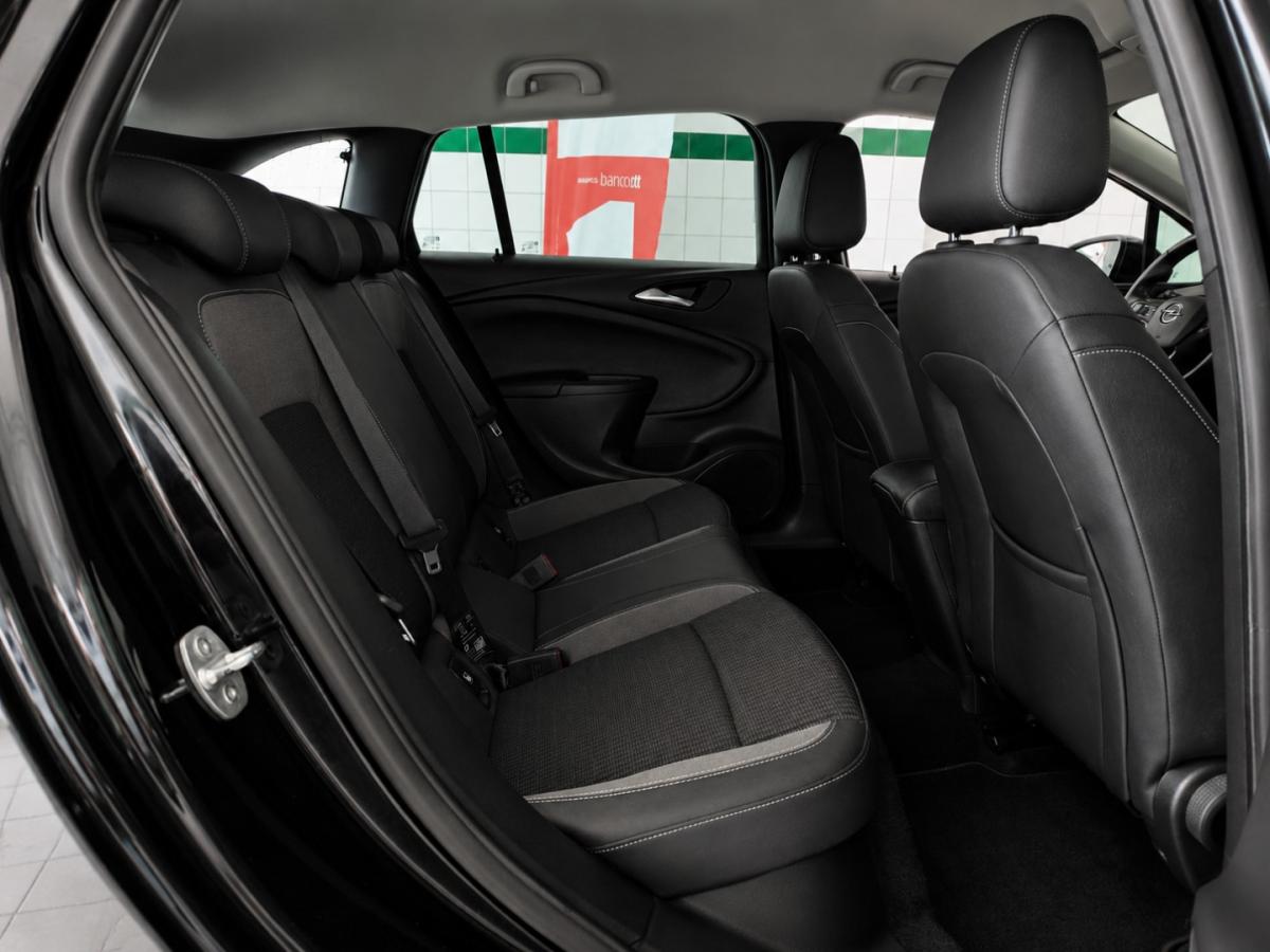 opel-astra-sport-tourer-2022-diesel-1496cc