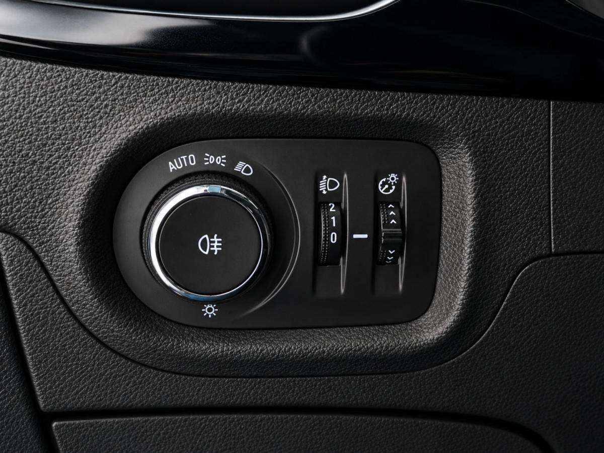 opel-astra-sport-tourer-2022-diesel-1496cc