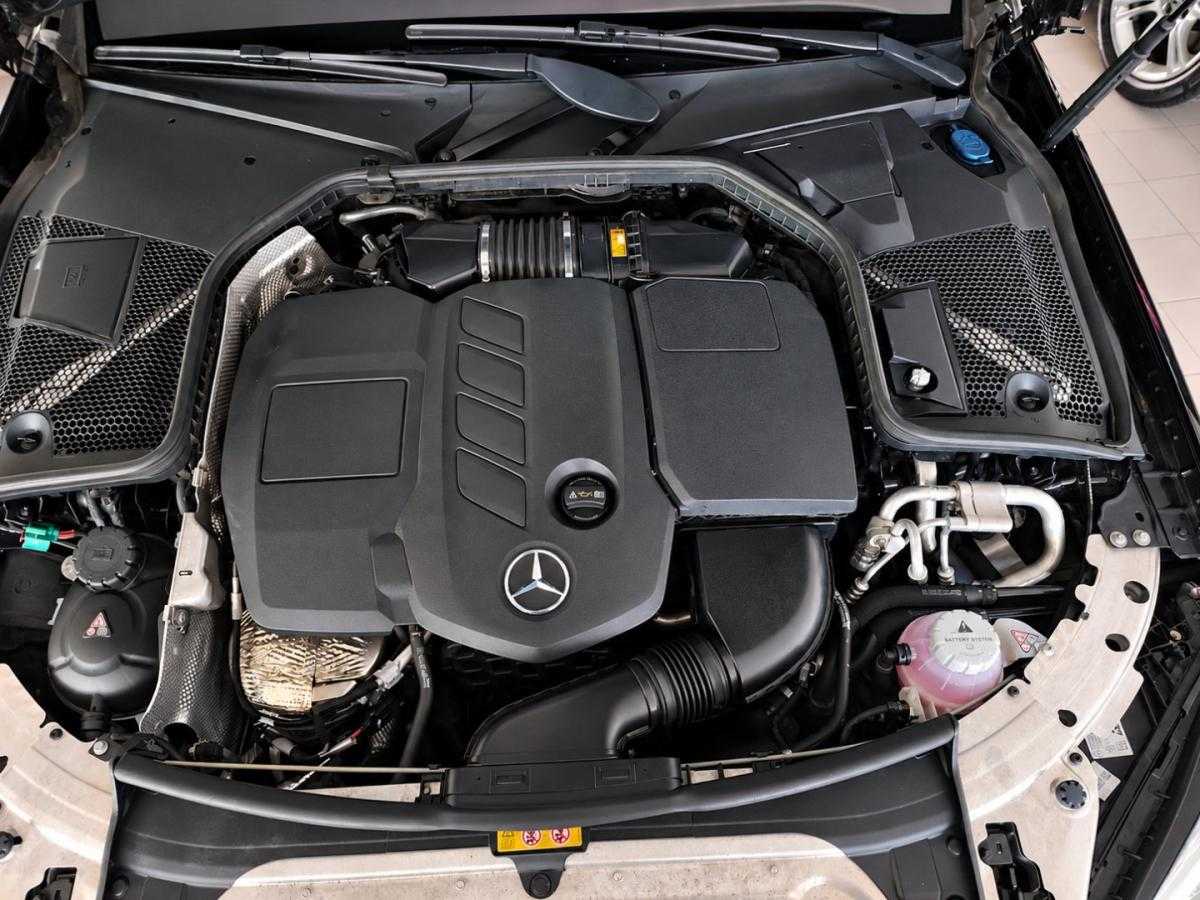 mercedes-benz-classe-c-2021-hibrido-1950cc