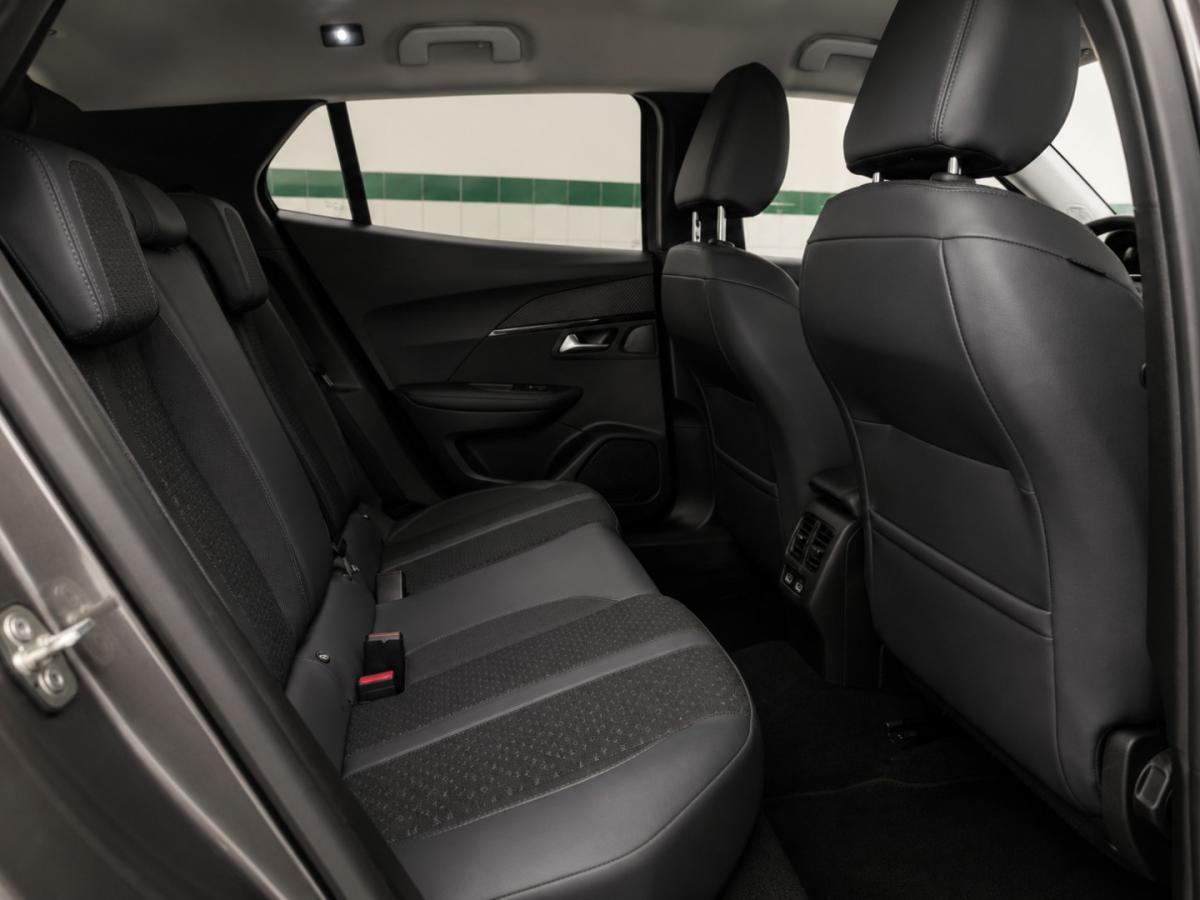 peugeot-2008-2020-gasolina-1199cc