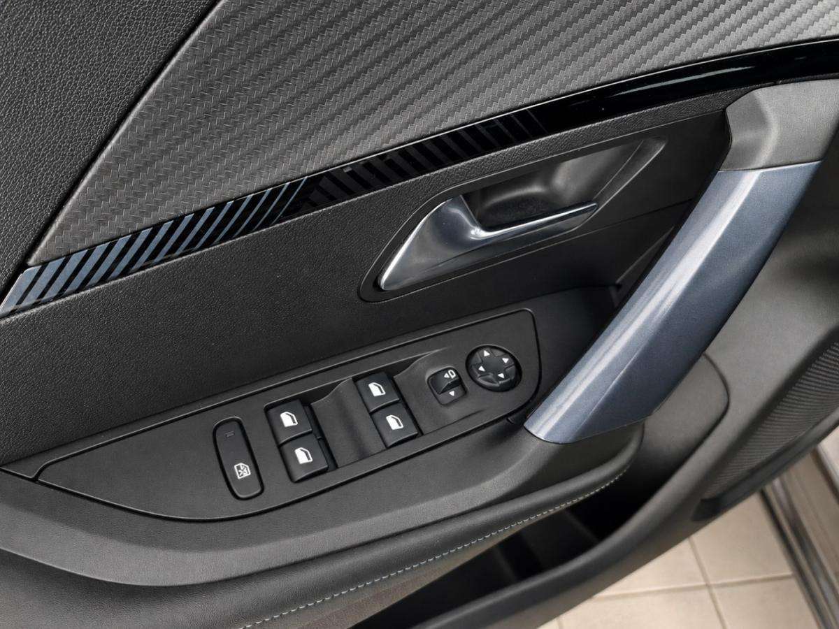 peugeot-2008-2020-gasolina-1199cc