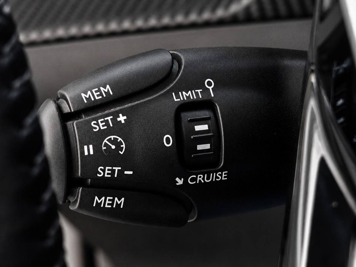 peugeot-2008-2020-gasolina-1199cc