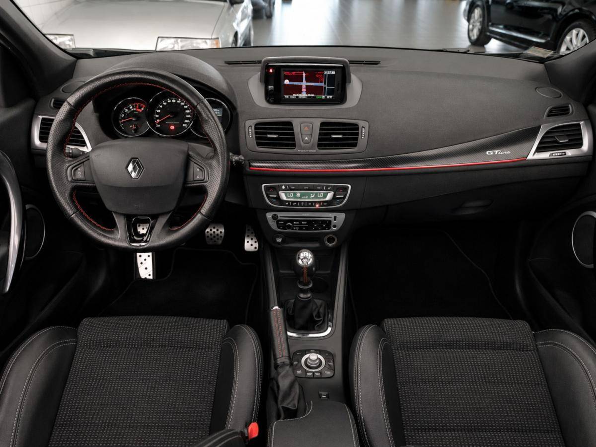 renault-megane-sport-tourer-2012-diesel-1461cc